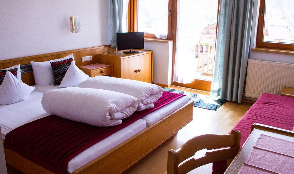Collina Hotel Garni ناودرس المظهر الخارجي الصورة