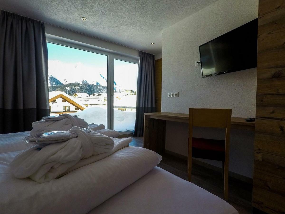 Collina Hotel Garni ناودرس المظهر الخارجي الصورة