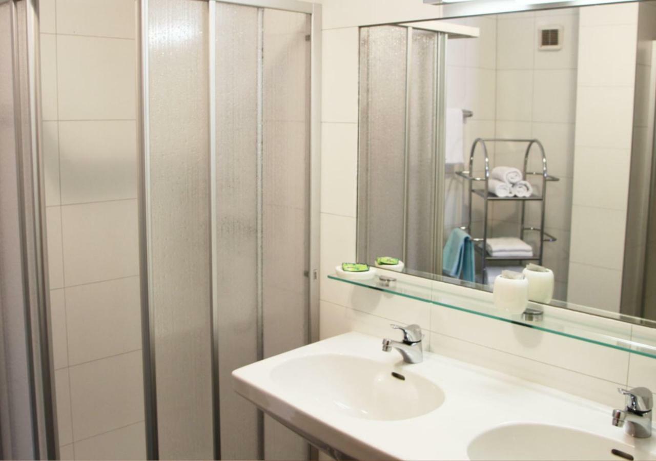 Collina Hotel Garni ناودرس المظهر الخارجي الصورة